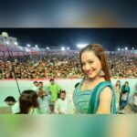Madalsa Sharma Instagram - It’s Victory's day, let's slay!🤍 And eat all the sweets all day😋 Happy Dusshera to you all✨ Wishing a day filled with positivity and joy💕 . . . . #dusshera #festivevibes #love #light #positivity #Navratri2023 #navdinkikhushi