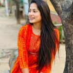 Madhumitha H Instagram - 🧡✨ Heart smiles #sunshine #orange