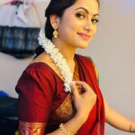 Madhumitha H Instagram - My 500 k family. Thank you all🥹♥️ Loveyou guys😭♾️ #500kfamily #500k #traditional #halfsaree #smile #mallipoo #love