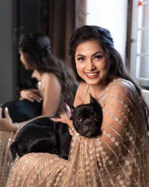Madhumitha H Instagram - Can’t escape the pup-arazzi🐾🥺🖤🤍

Pc - @madpixelssm 
Thank you for capturing this amazing moment 🥺🖤

#fromthebignight #paws #love #cutie #frenchbulldog #whiteandblack #fourleggedchild