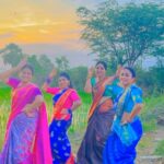 Madhumitha H Instagram - One take reels !! #ethirneechal #suntv #dance #dancereels #marathhi #trending #trendingreels #coactors