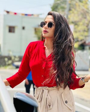 Madhumitha H Instagram - Same game different level👾❤️🖤

#red #black #slay