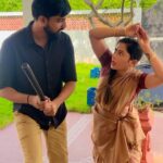 Madhumitha H Instagram - Snake dance 🐍 #snakedance #tamilcomedy #comedy #trendingreels #trending #paamb #ethirneechal #suntv #joke Chennai, India
