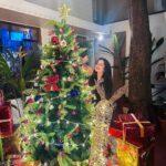 Madhumitha H Instagram - Wishing you peace, happiness, and good luck this season. Merry Christmas 🤶🎄✨ #christmas #christmasdecor #merrychristmas #december