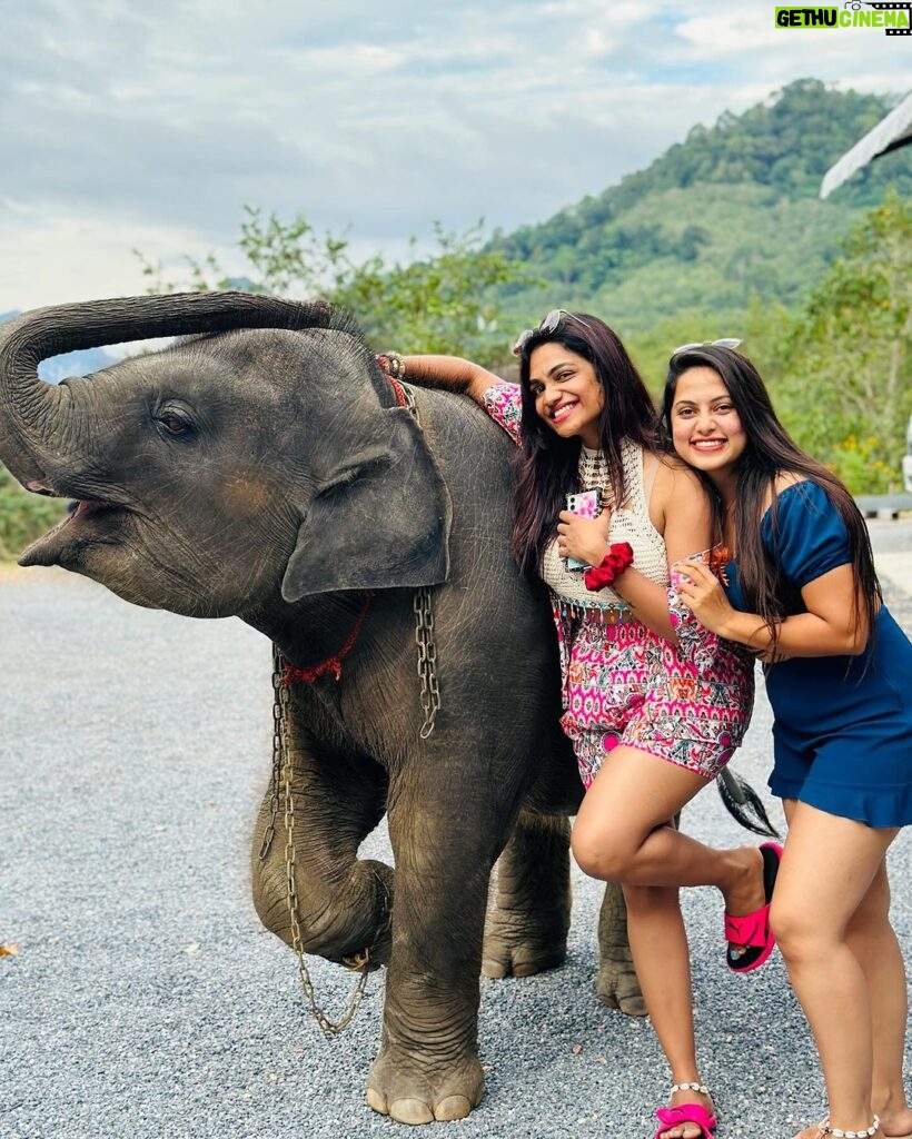 Madhumitha H Instagram - So here it comes! I agreed to the whole trip for this kutty @madhumitha.h_official. She is a beach gurl and i am a mountain wala 😉 and i lov animals. So i had an agreement with her to show me elephant 😝 but she failed it by mistake and i went mad 😠. So later today she tried harder and harder and took me there somehow but we ran out of cash, she pleaded, managed somehow within the money and i was flaunting ♥️♥️♥️ i even got mad that she didn’t click my pics properly so she asked for retake and clicked me again ♥️♥️♥️ em sorry babieeee and ilovuuu the most♥️♥️ never leaving ur side 🤣 cheers to many of my useless fights kuttieeeee🧿🧿🧿 always with u my pysch Aonang Elephant Sanctuary