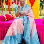 Madhumitha H Instagram - ✨🪷 Hairstyle by - @prabavathi_madhu #saree #ayudapooja #festivevibes #suntv #smilemore #pinkandblue #traditional #jewelry #jewellery #whitestone