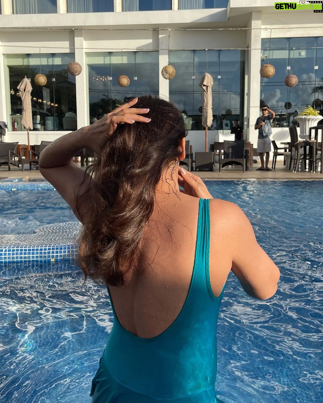 Madhura Naik Instagram - Billy Jean is not my lover, and the kid is not my son. Don’t ask me why 😶🌫️