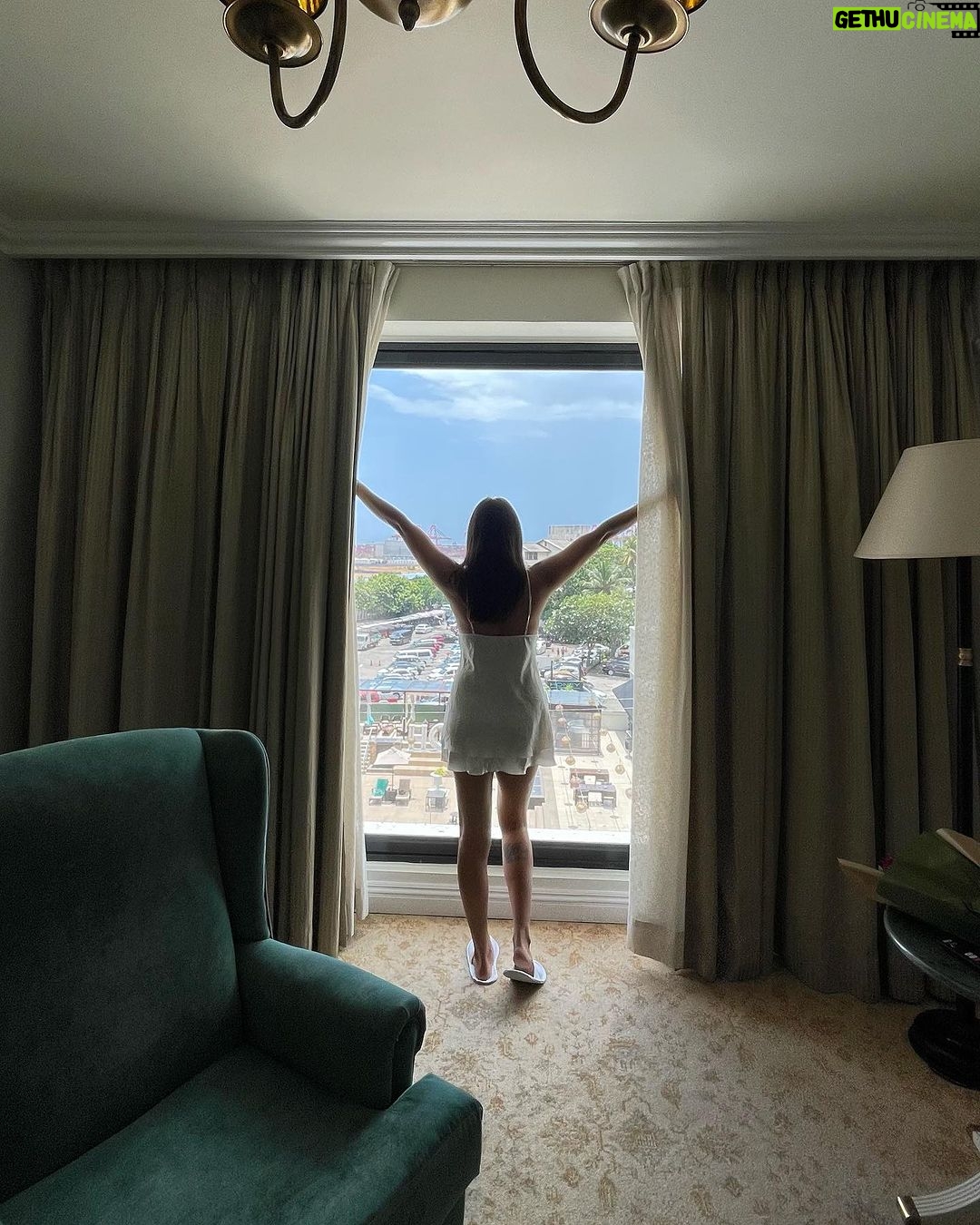 Madhura Naik Instagram - Pre weekend dump 🫣😂🪷 Colombo, Sri Lanka