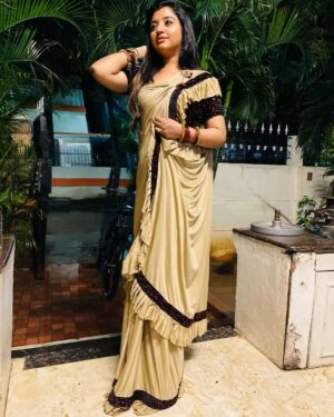 Mahalakshmi Shankar Instagram - Every moment my heart is looking for you.

Beautiful party wear saree from @saanvi_outfits 
Blouses stitched by @lakshmi_lv14