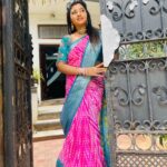 Mahalakshmi Shankar Instagram - Aari work blouse designed and stitched by @prabhaaaricreations. The work was neat and good and they made exactly what I asked. The stitching and fitting was perfect. Beautiful Kora cotton saree from @poppy_petals1013 Beautiful jewellery set from @jk_bridalmakeover_and_mehendi