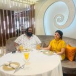 Mahalakshmi Shankar Instagram - 1st wedding anniversary 💕 How to start....epdi solla... Oru varusham jus like that faster athu epdi ungalathan.... ponavarusham indha natoda prathana pretchanai enga kalyanam... Pora edam ellam expo piece pola look athu poga...ithu epdi sathiyam araichi...nichayam panathukagathan, 3 masam thanguma, papaom ithu evalo nalaiku , seekiram rendu adichikitu video interview kodukum parunga...shhhhhh...podhum mudiyalaaaa.. Apdi namma asai pattu and athuku sincere irukra oru valkai enaku varam.. Enakum niraya thonnuchu iva bayangra attitude pola..kolam podrathu, cofee or cooking apram veetu velai ellamey maidthan pola nenachan.. Thakkali...serial ponnu series seithu pa..early morning getup, suthi suthi kolam, sooperana cofee konjam kanraviyana samayal... nalla iruku papaom 3 masathukapram swiggy or dunzoo va nu nenachen... Papa kalakita pa..ithu namma tvla pakura scenelam illai...athukaga thimiruku onnum kurachal illai...but love chumma unga veetu or enga veetu illai...muratu love ❤️ panra..enna ivaluku enmela romba love vandhuchuna odaney kamichey theeranumnu samaika poiduva..appothan enaku enoda insurance policy nyabagam varum...pona varam than beans seya aramaicha...devudaaa.. Nanga pirinjitom apram nanga sogathil valromnu 11 masam youtubela engala vechi pogum bothelam..ammu namma valnthu katanum ammu solitu paithyama innum love pannuva...appo varum andha youtube mela apdi oru kovam.. Niruthu..unmela unaku athigama anbu katina kovam vera varumonu ketkalam..yov...ava andha rajini sir padathula vara rathika mam nadurathri ifly suttutu mama sapidunaga 3 maniku solluvaley antha love dude... Weekend anna hotel athulayum avanunga konduvara ethuvum nalla illai but ambience and preparation la oru first vai sapitu yummy 😋 ammu solluva parunga...appo enoda munji seri vidunga... Ipdi pora oru sidela avaloda unamayana and nermayana anbu athuku nan deserveda therla.. namma valkai evalo alaguna namla sandhoshama sirika vetchi pakura ponna vida, santhoshathla alai veikra ponnuthan namaku alagana valkai tharamudiyum. My bangaram Mahalakshmi... Nalla manaivi amaivathu iraivan kodutha varam - my wife.. Nalla kannavan amaivathu iraivan valrtha vitham - my mother..🥰😍