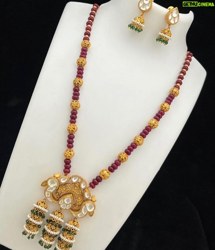 Mahalakshmi Shankar Instagram - Great quality premium Kundan jewellery set from @jewel_by_sankge