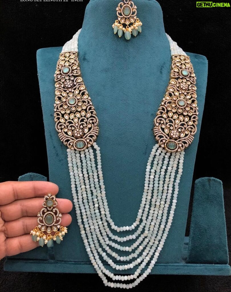 Mahalakshmi Shankar Instagram - That was a beautiful stylish Victorian pearl jewellery set from @jewel_by_sankge