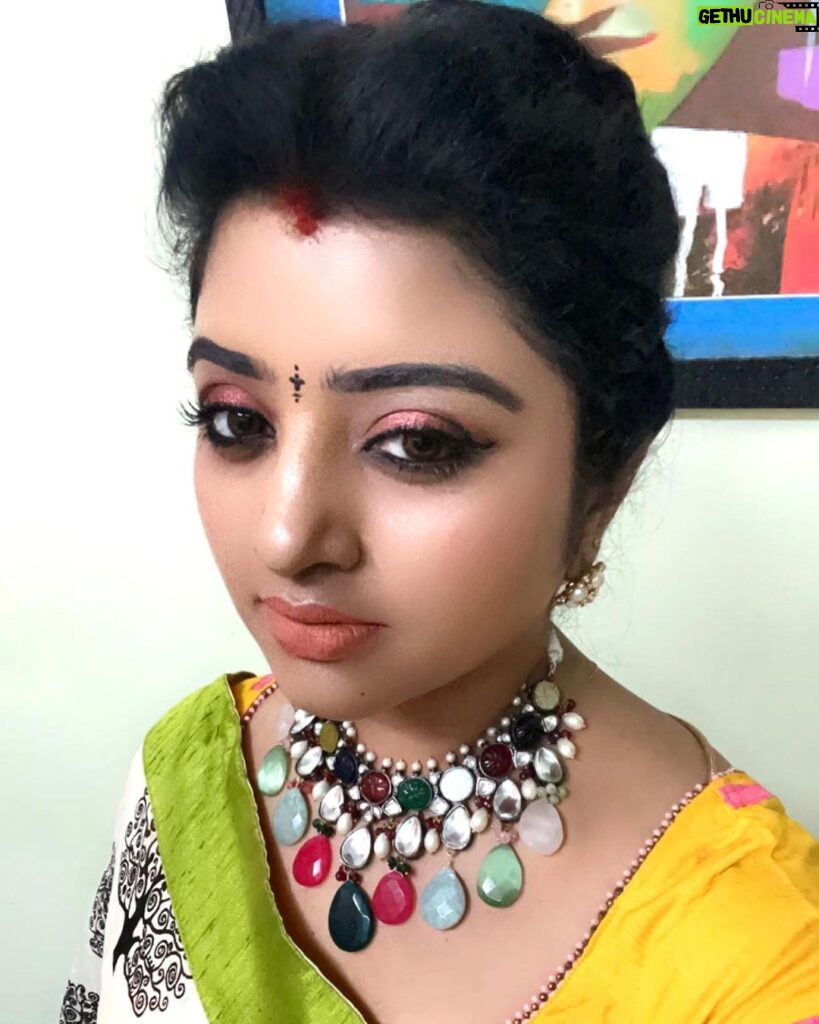 Mahalakshmi Shankar Instagram - Wearing beautiful Kundan jewellery from the @jewel_by_sankge No doubt, it is precise for any occasion and outfit.