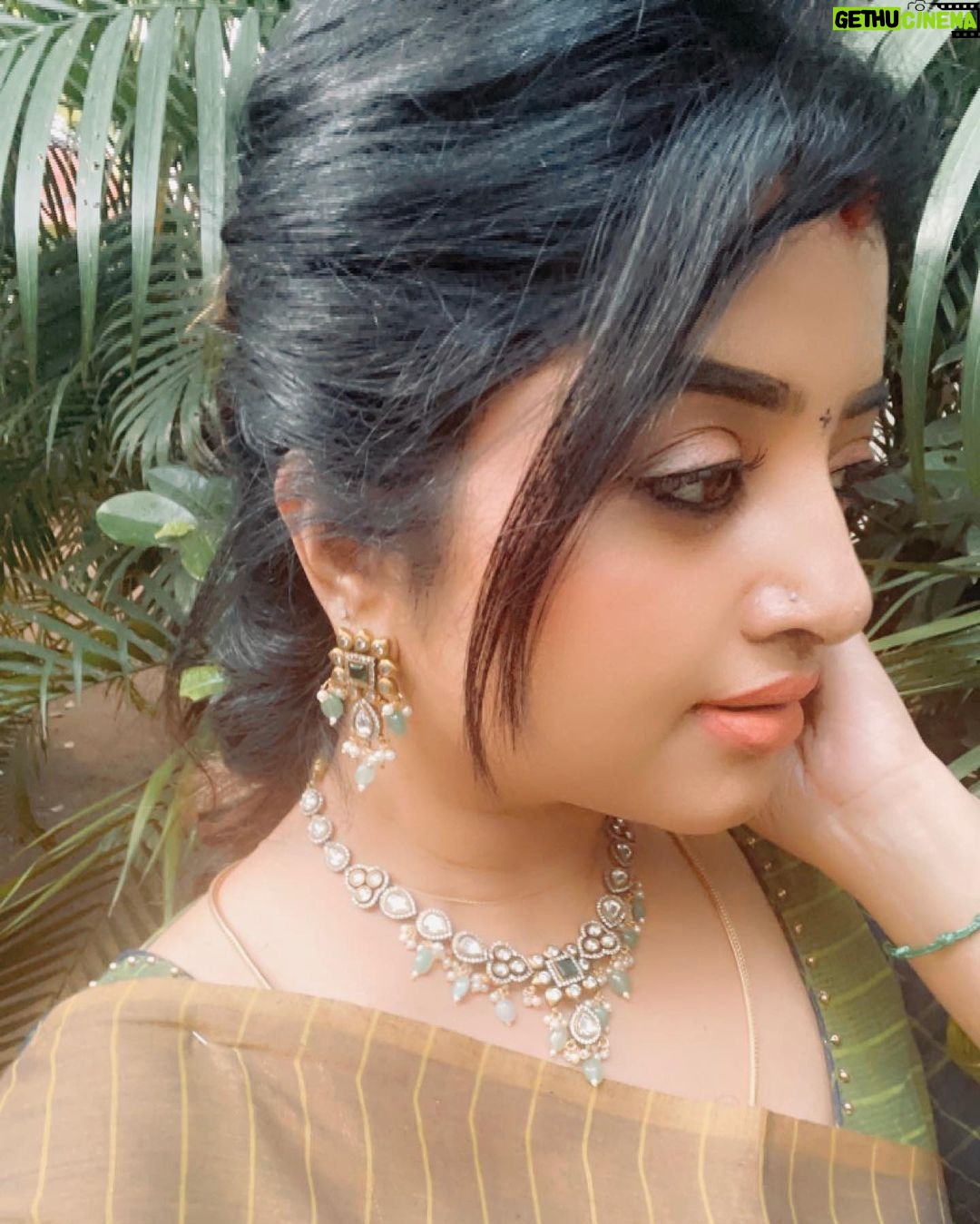 Mahalakshmi Shankar Instagram - Attractive Victoria jwellery set and German silver set from @yaazhi847