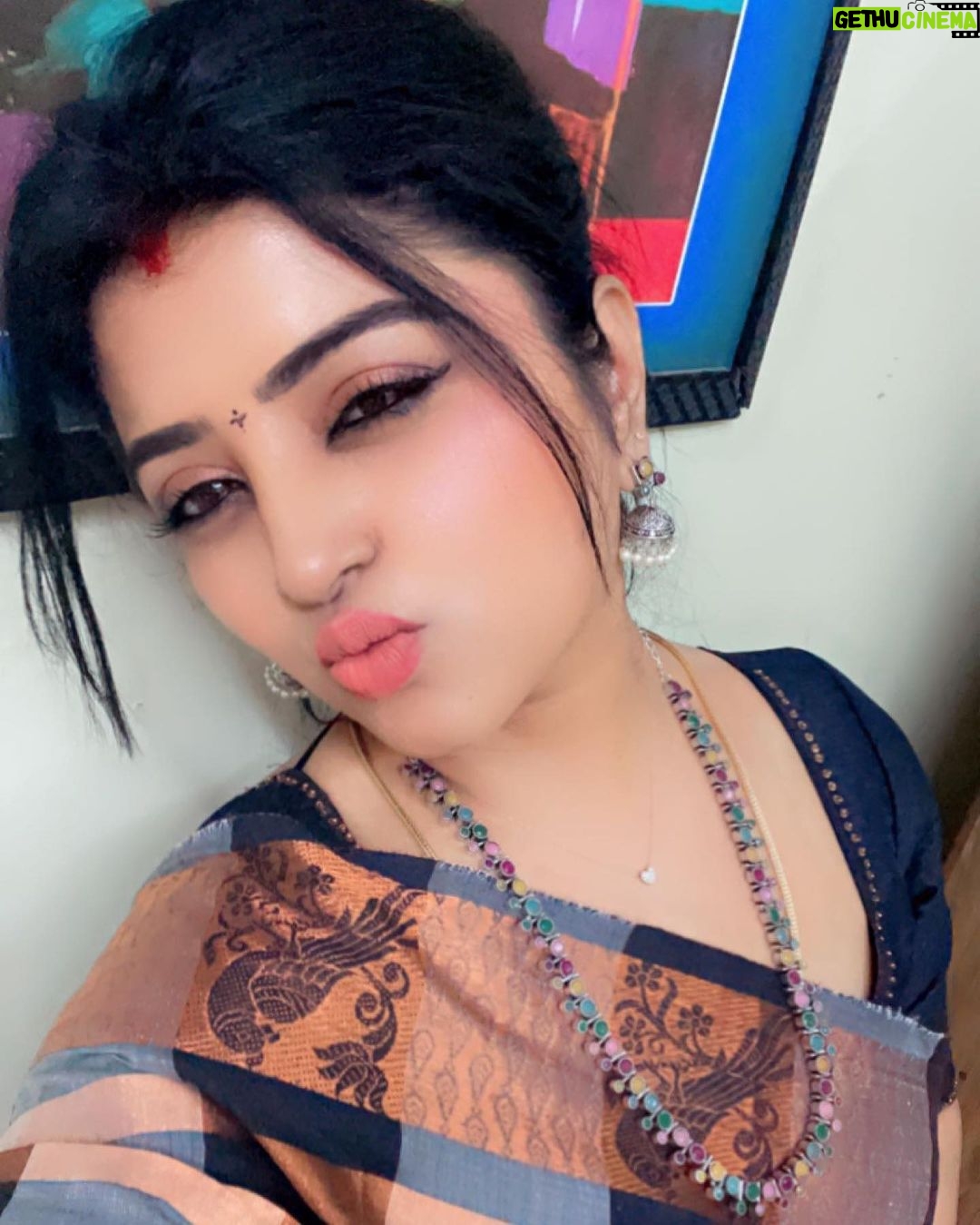 Mahalakshmi Shankar Instagram - Attractive Victoria jwellery set and German silver set from @yaazhi847