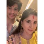 Maheep Kapoor Instagram - Diwali 🪔❤️ Thank you @zoomtv for the pictures 🧨