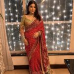 Maheep Kapoor Instagram - This saree is everything 🤩❤️🧨 Styled by : @mohitrai with @shubhi.kumar Outfit : @rimpleandharpreet Assisted by @kashishsinhaaa Jewellery by @tyaanijewellery 🧨❤️🪔 #Diwali2023 🧨❤️