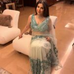 Maheep Kapoor Instagram - Diwali nights 🪔 are back & I’m loving it ❤️🕺🏻 kick starting it off in a @surilyg sparkly saree & @tyaanijewellery #LoveMySaree ❤️💎