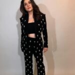 Maheep Kapoor Instagram - My love for suits continues 🤩❤️ #ComfortableChic 📸 .. by my son @jahaankapoor26 😁🤗🤗 Styled by : @mohitrai with @shubhi.kumar Outfit : @worldofasra Assisted by @kashishsinhaaa Hair : Hairby_shivanik Makeup : @sabakhanmakeup