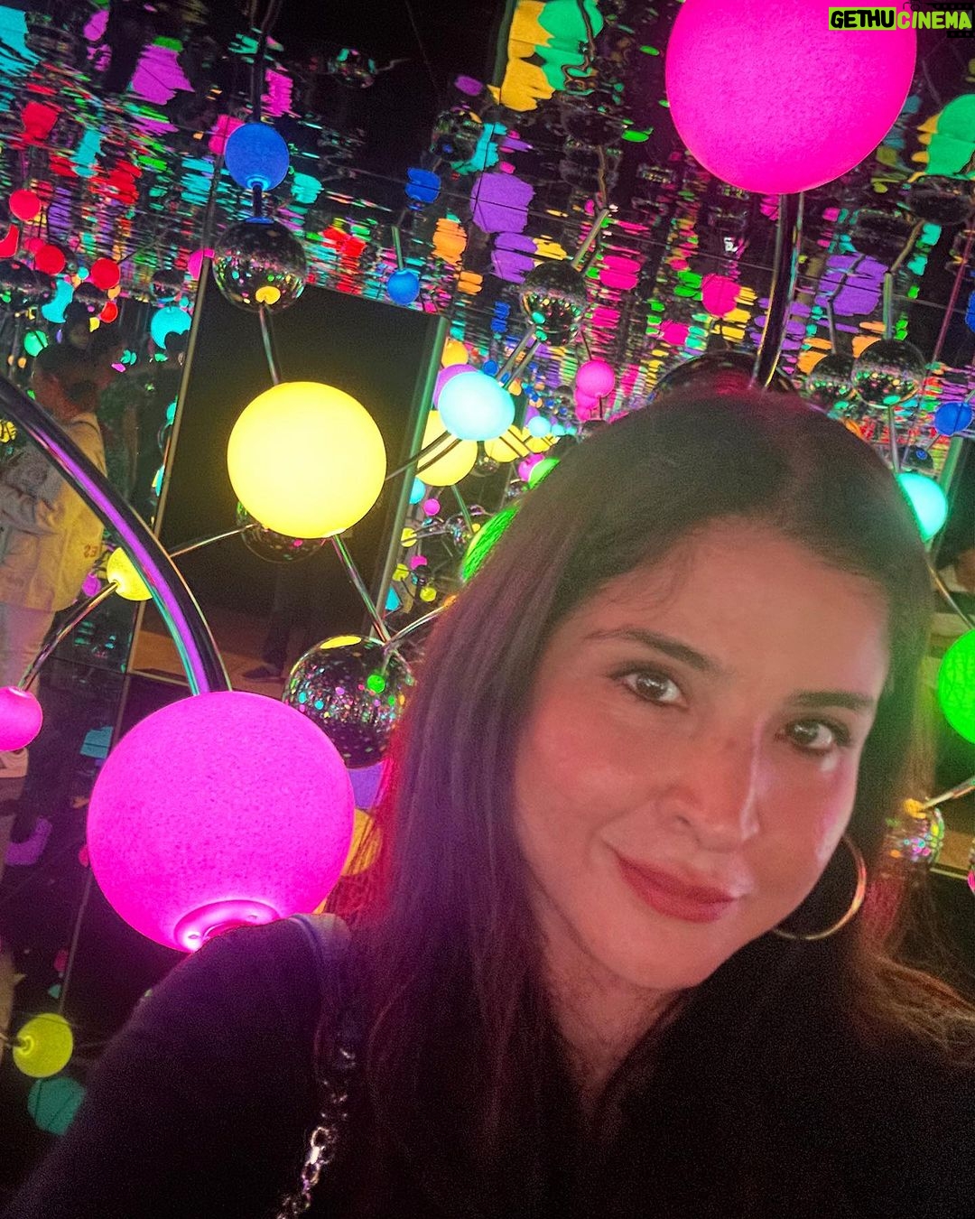 Maheep Kapoor Instagram - Art has never been so much FUN ! @nmacc.india this is incredible 🤩❤️👑 Nita Mukesh Ambani Cultural Centre