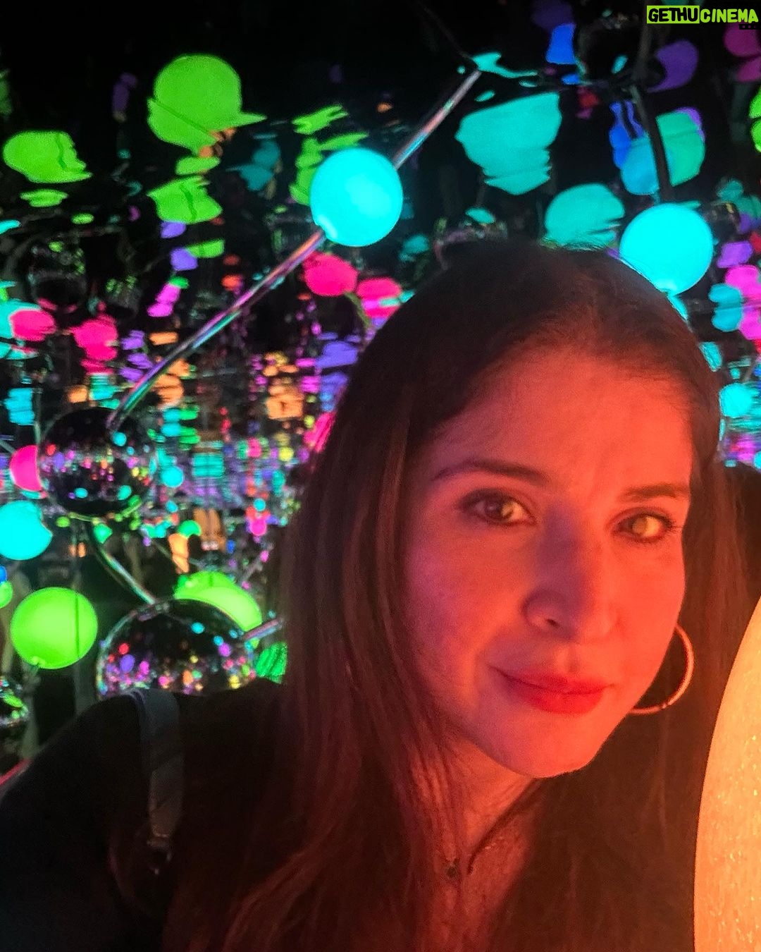 Maheep Kapoor Instagram - Art has never been so much FUN ! @nmacc.india this is incredible 🤩❤️👑 Nita Mukesh Ambani Cultural Centre