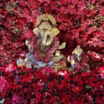 Maheep Kapoor Instagram – May Ganpati Bappa bless us all ❤️❤️❤️❤️🙏🏼 Health , Happiness & Prosperity 🧿❤️🙏🏼