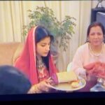 Maheep Kapoor Instagram - Happy karva chauth beautiful ladies ❤️ #MyCookieBirthdayTommorowToo 🕺🏻🧿❤️ #Celebrations❤️