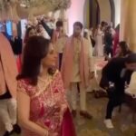 Maheep Kapoor Instagram - Congratulations my darling @vedika.karnani & @rishi_sujan #Mr&Mrs #ForeverAfter 💝🌈 #MemoriesMade 💖 @reemakarnani #anupkarnani