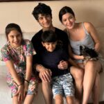 Maheep Kapoor Instagram - Merry Christmas & Happy New Year ❤️ from mine to yours ❤️🧿 #MyXmasWeek with #Family #Grateful #2024 🧿💝
