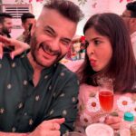 Maheep Kapoor Instagram - Merry Christmas & Happy New Year ❤️ from mine to yours ❤️🧿 #MyXmasWeek with #Family #Grateful #2024 🧿💝