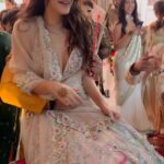 Maheep Kapoor Instagram - My @vedika.karnani wedding ❤️ #mehndi #weddingdiaries #LoveAndOnlyLove ❤️