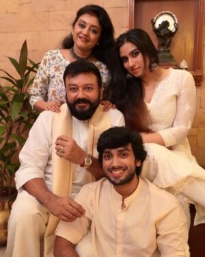 Malavika Jayaram Instagram - Tis the season of payasam!! 
#onam2020