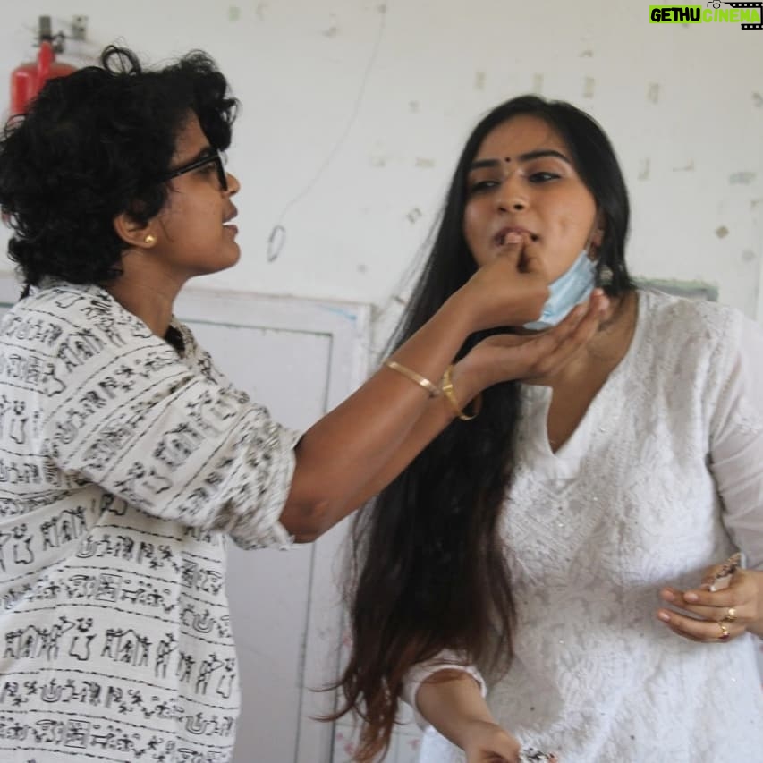Malavika Jayaram Instagram - I know I say this every year, but this year beats it all.... It truly was the best way to spend my birthday here at @premavasam @wild.electric.soul and selvyn uncle thanks for having me over at your humble abode. Once you spend time with these lovely kids you will forget all the petty things we get anxious for in our busy lives. Please go over to their Instagram page to know more about their home and their one big family. ❤️ Gerugambakkam