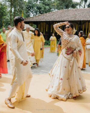 Malavika Jayaram Instagram - I got engaged to the love of my life.
07-12-2023… a roller coaster of emotions . 
A day Navaneeth and I will always be thankful for 

@magicmotionmedia 
@elysian.dreamscapes 
@labelshireenshahana 
@malabargoldanddiamonds 
@montrosegolfresort 
@rizwan_themakeupboy