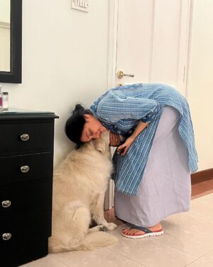 Malavika Jayaram Instagram - It’s taken me a few days to gather the courage to pen this message down, I’ve been in denial. 

Thinking of being welcomed back home without your loud bark and your forever wagging tail is making it harder for me to accept your demise. You have been more than just our pet and your absence has left a huge irreparable void in our lives. And someday we’ll meet again on the other side Messa and I promise I’ll never leave you… until then sleep tight my sweet angel. ❤️
- Appa, Amma, Kannan,Little, chakki ❤️ ♾️