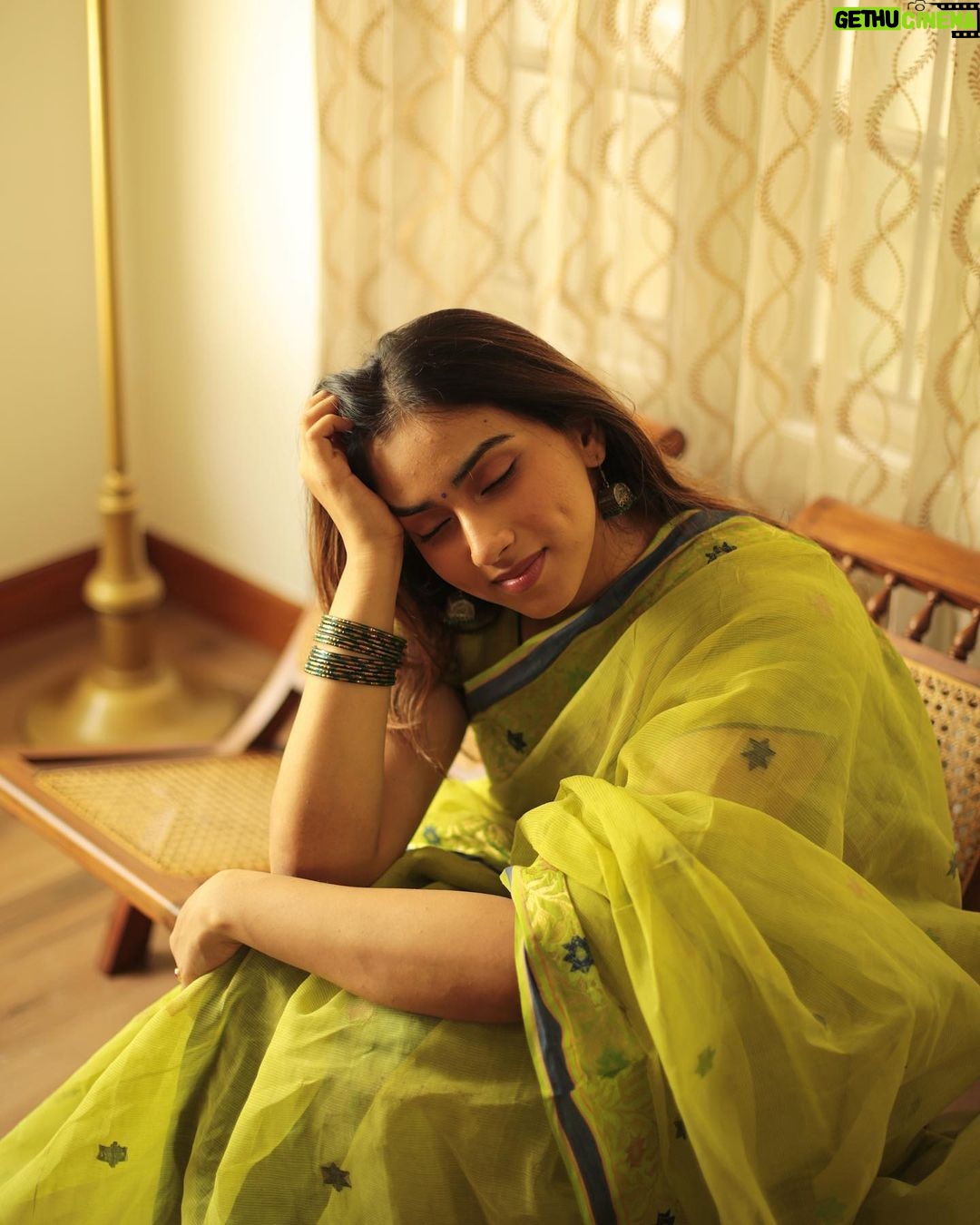 Malavika Jayaram Instagram - 💚📸 @1928.in Chennai, India
