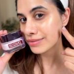 Malvika Sitlani Instagram - #AD Hey guys 🤍 Y’all know how much I love HA as an active in my skincare routine; and as a dry skin girl it gives me all that extra hydration & moisture ✨ I’ve been loving the @lorealparis hyaluronic acid serum - It replumps skin in 1 hour and reduces fine lines by 60% Definitely give it a go if you haven’t already 🥰 #ILoveHA #LOrealParisIndia #HyaluronicAcid #Serum