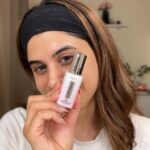 Malvika Sitlani Instagram - Get Unready With Me & @lorealparis! This is the brand new L’Oreal Paris Glycolic Bright Dark Circle Eye Serum, It has a super cool Triple Roller Applicator that soothes and moisturises my eyes while application 🫶🏻 It’s infused with a powerful 3% active ingredient complex - Glycolic acid - Niacinamide - Vitamin CG If your looking for something to help with hydration under the eyes, or to just cool your under eyes after a long day 👀 give this one a go 🤍 It’s now available on @mynykaa @myntrabeauty @tirabeauty #MalvikaSitlani #RollAwayDarkCircles #NewGlycolicBrightEyeSerum #newlaunch #eyeserum #LorealParis #LorealParisIndia #AD