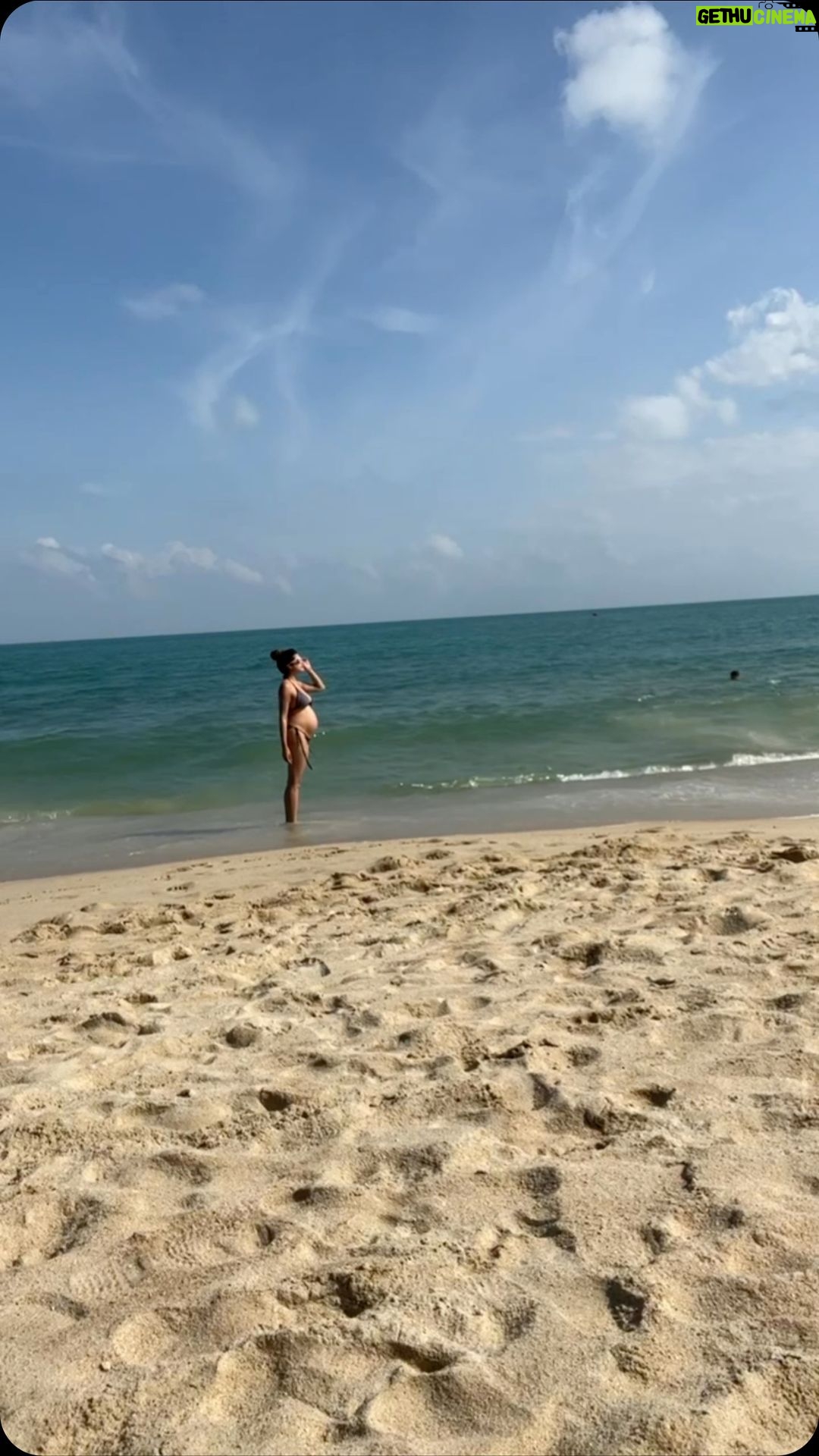 Malvika Sitlani - 67.1K Likes - My baby girl, I will heal, so that you donβt have to heal from me βοΈπ€