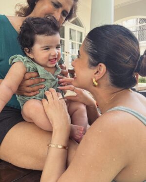 Malvika Sitlani Instagram - Abby’s first trip! ✈️🌎😍
.
.
It had to be Goa! 👙☀️🏖️
I used to always spend my summers here. And guys she is sucha darling 🥺 
She has laughed SO much & it’s so infectious! 🥰
We’re having the best time, so many new firsts! 🥹