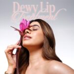 Malvika Sitlani Instagram - Announcing our Dewy Lip Treatment Ambassador - everyone’s favourite lip girly @malvikasitlaniofficial 💗 Who guessed it right?🤔 Our 24 hour launch countdown starts soon, make sure to set your alarms to 6 pm for tomorrow⏰⏰