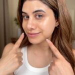 Malvika Sitlani Instagram - Here’s a sneak peek into one of my most special relationships..with @niveaindia !!!💙🫶🏽 If you have been around for long enough, YOU KNOW how much I love the 5in1 complete care cocoa body lotion by NIVEA. It’s got the perfect balance of being thick and nourishing but not sticky at all! My dry skin loves these products. Comment below and tell me your favourites 🥰 #NIVEA #NiveaForYou