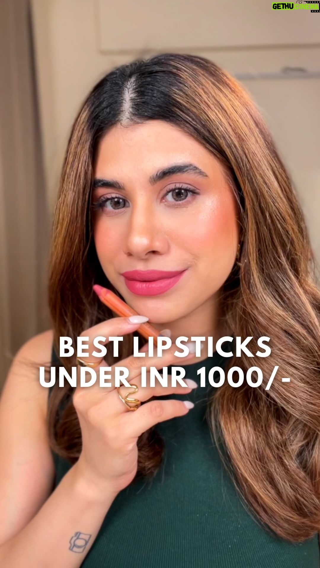 Malvika Sitlani Instagram - These are some fun lip colors under INR 1000/- π Iβm so happy to see that these are all from homegrown brands! π«Άπ» These soft mattes are definitely one to check out 1. @colorchemistry.in Lychee 2. @kaybykatrina Cameo 3. @faebeautyofficial Edge 4. @praush.beauty Chickflix 5. @houseofmakeupofficial Ginger Spice You can check them out on their respective websites, Amazon & Nykaa π©·