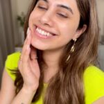 Malvika Sitlani Instagram - 3 affordable skin prep options for you! 🩷 It’s essential to prep your skin before your base makeup. It helps the foundation look smooth and it stays hydrated 🩵 All under INR 1000/- 🔹 @letshyphen Barrier care cream 🔹 @lovecolorbar perfect match primer 🔹 @mynykaa Skin potion 24k gold facial oil Available on Nykaa 🫶🏻
