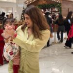 Malvika Sitlani Instagram - It’s Abby day, everyday! 🫶🏻🥹 1. It’s finally December 🎄 2. Walks with Abby ☀️ 3. Play date with Rei 🥹👧🏻 4. Graduated to her high-chair! 🪑 5. Chic fashun has begun! 6. Besties 🎀 7. Met Santa & didn’t love it 🎅😅 8. Dance partner forever 😘 . . 🙏🏻 Blessed 💕🫶🏻 Abby’s stroller - @nuna_india 🤎