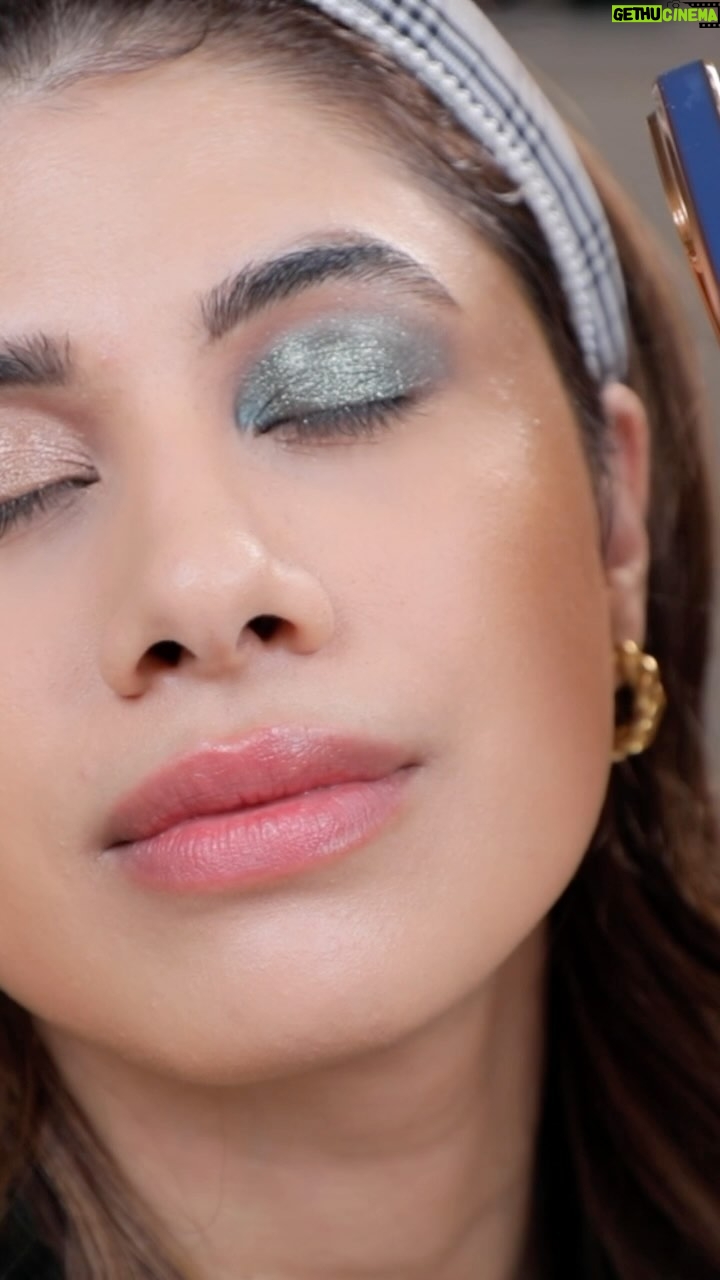 Malvika Sitlani Instagram - Sparkly green eyes! πβοΈπ«Άπ» BASE @letshyphen Barrier Care Cream - Normal to Dry Skin @mynykaa Skin Potion 24k Gold Facial Oil Golden Glow @elfcosmetics Cosmetics Power Grip Primer @charlottetilbury Hollywood Flawless @bobbibrownindia Vitamin Enriched Eye Base Primer: @smashboxindia Photo Finish Primer FACE @smashboxcosmetics Halo Healthy Glow All-in-one Tinted Moisturizer - Light Neutral - @dior Diorskin Forever Natural Nude Fluid Foundation 2.5 Neutral @houseofmakeupofficial Zoom In Crease-Free, Creamy Concealer - M01 @narsissist Radiant Creamy Concealer - M1 Medium Custard @givenchy Prisme Libre Mat-finish & Enhanced Radiance Loose Powder - Voile Rose @rarebeauty Warm Wishes Effortless Bronzer Stick - Happy Sol @nudestix Nudies Bronze All Over Face Color - Terracotta Tan @maybelline Face Studio Master Chrome Metallic Highlighter - Molten Gold @charlottetilbury Airbrush Flawless Setting Spray EYES @benefitcosmetics Goof Proof Eyebrow Pencil - 05 Deep @benefitcosmetics Gimme Brow+ Brow-Volumizing Fiber Gel Mini - 4 Warm Deep Brown @hudabeauty Empowered Eyeshadow Palette @kaybykatrina Multi Texture Eyeshadow Palette - Celestial @charlottetilbury Eyes To Mesmerise - Amber Gold @benefitcosmetics Fan Fest Fanning & Volumizing Mascara LIPS @faebeautyofficial Lip Whip 12H Matte Liquid Lipstick - Buns
