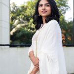 Mamitha Baiju Instagram - 🤍✨ Styling : @styyledbyjoe @joe_elize_joy MUAH : @makeup_by_shibinantony Photographer: @rizwanmechoth Assisted by : @kpsanjay_ Outfit : @pastelsdesignstudio Jewellery : @kaya_online_