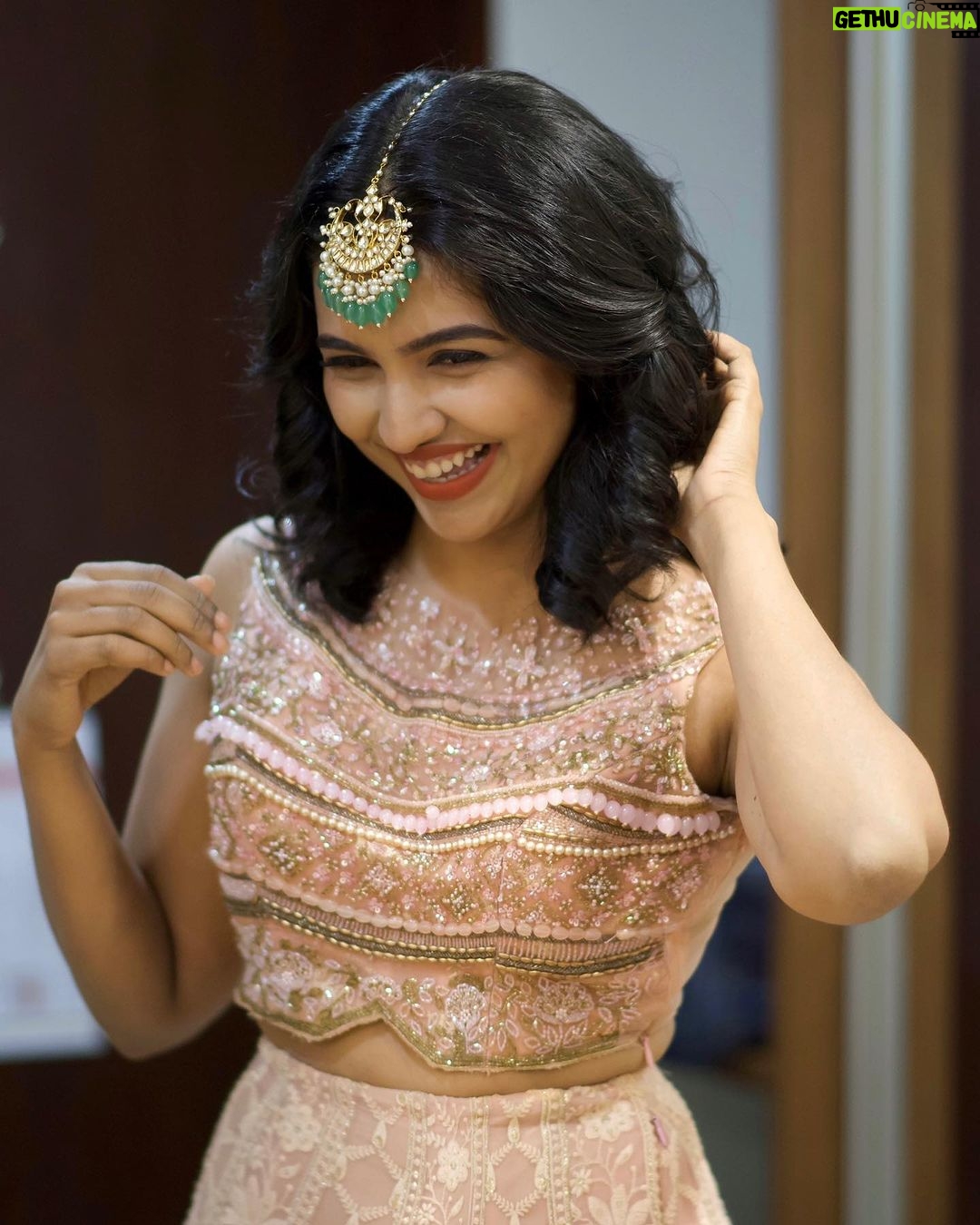 Mamitha Baiju Instagram - ✨ . Wearing @t.and.msignature Jewellery: @keyaa_by_kartika Styled by : @sabarinathk_ HMU: @jo_makeup_artist Clicks: @rahulphotography_official