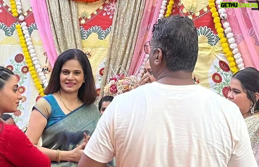 Manava Naik Instagram - सुंदरा मनामध्ये भरली मालिकेची निर्माती आणि अभिनेत्री मनवा नाईक येणार लतिका देवाच्या साखरपुड्यात❤️ @manava.naik | @akshayanaik12 | @kunaal_s_dhumal | @colorsmarathi . . मराठी मनोरंजन क्षेत्रातील लेटेस्ट अपडेट साठी आत्ताच Follow करा 👉 @cineflix_marathi_official👈 Like, Comment and Share . . . #rangmajhavegla #hruta #abhijitkhandkekar #sweekar#zeemarathiofficial#tejashripradhan #tejaswinipandit #hrutadurgule #veenajagtap #ishakeskar #priyabapat #poojasawant #shivanirangole #shivanisurve #hardeekjoshi #akshayanaik #akshayadeodhar #mandarjadhav #gautamideshpande #mrunmayeedeshpande #girijaprabhu #marathicouple #marathiactress